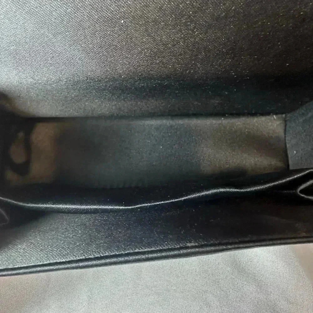 Saks Fifth Avenue quilted Black evening Bag with corded strap - Picture 8 of 9